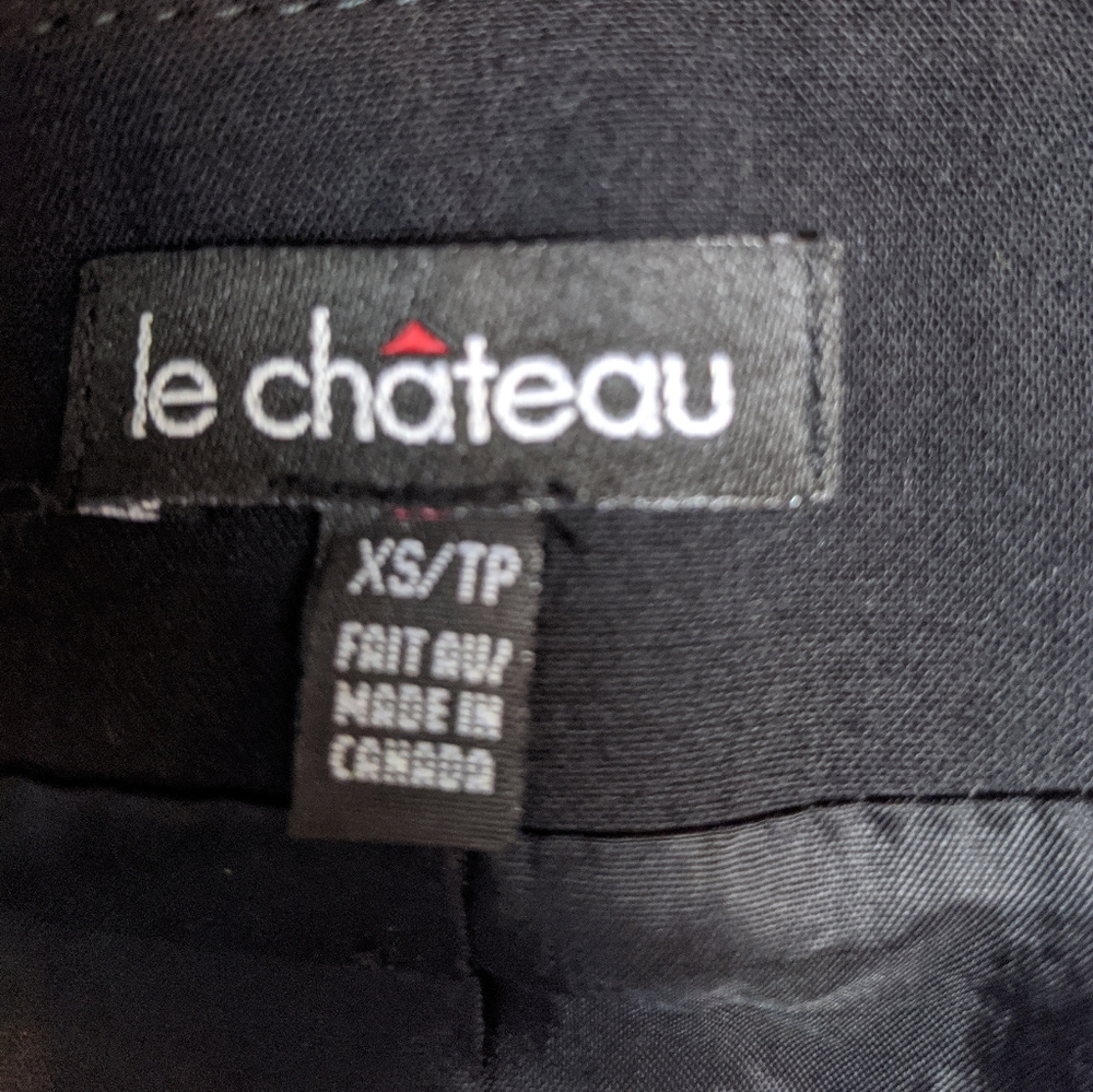 Le Chateau vest - Picture 2 of 4